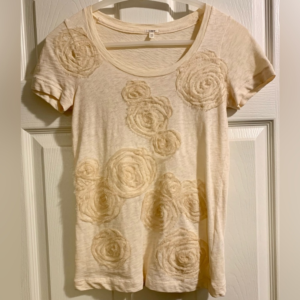 J Crew Embellished Flower Tee in Cream- size XS